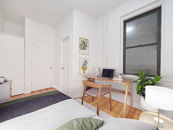 3rd image of 118 E 91st St APT 3A