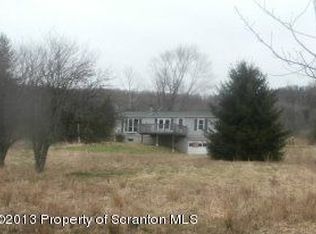 13 Factory Rd, Equinunk, PA 18417