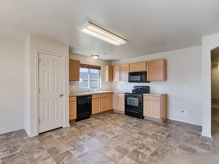 1052 N Star Bright Ln — Photo 8