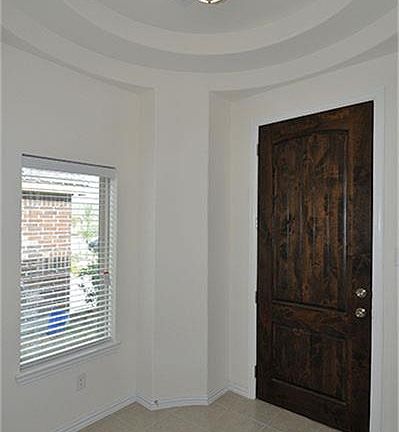 3rd image of 21122 Normandy Glen St