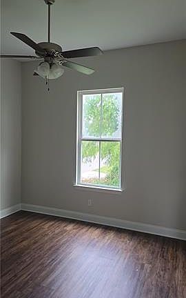 3rd image of 8900 Forshey St