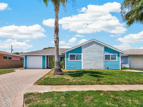 7210 Yucca Dr, Galveston, TX 77551