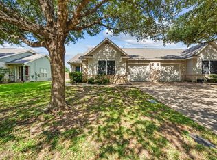 162 Prairie Springs Loop, Georgetown, TX 78626