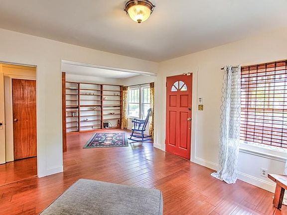 4th image of 5320 21st Ave