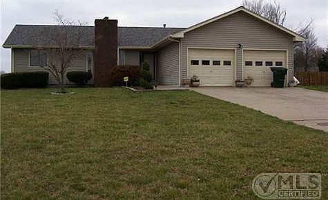 1st image of 1005 Pin Oak Dr