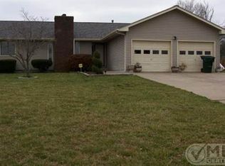 1005 Pin Oak Dr, Hopkinsville, KY 42240