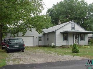 906 Minnesota Dr, Troy, MI