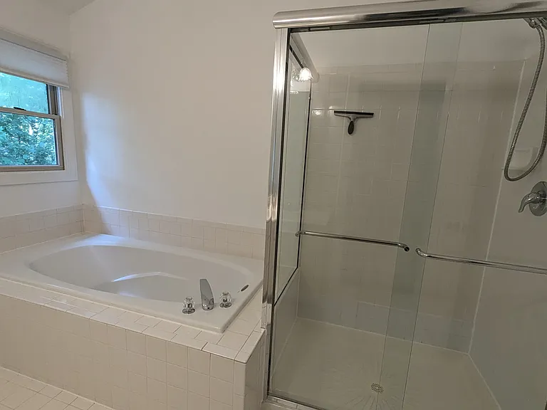 6703 Royal Thomas Way — Photo 15