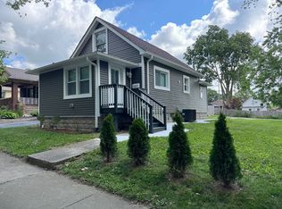 904 Oakland Ave, Joliet, IL 60435