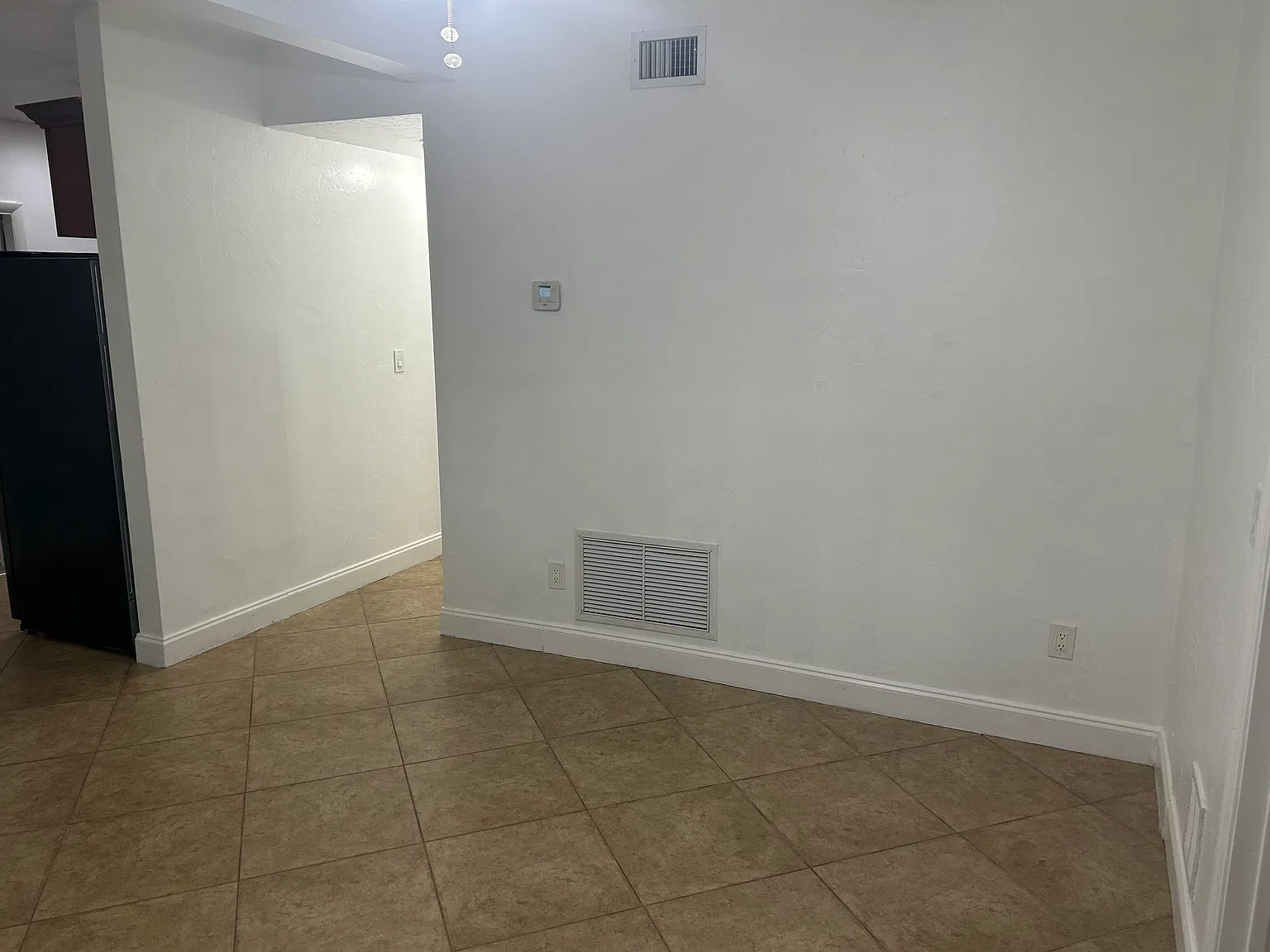 2 bed, 800 sqft, $2,500 — Photo 4