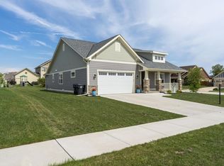 9108 Hollyhock Ln, Racine, WI 53406