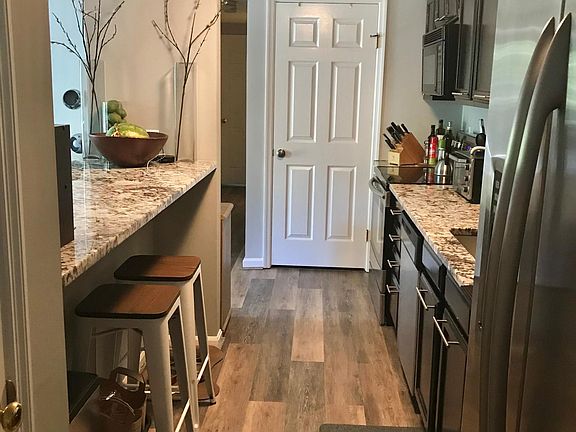 2nd image of 504 Philmont Dr APT 7