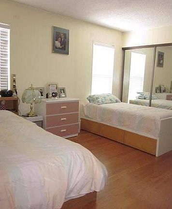 4th image of 203 Chateau La Salle Dr #203