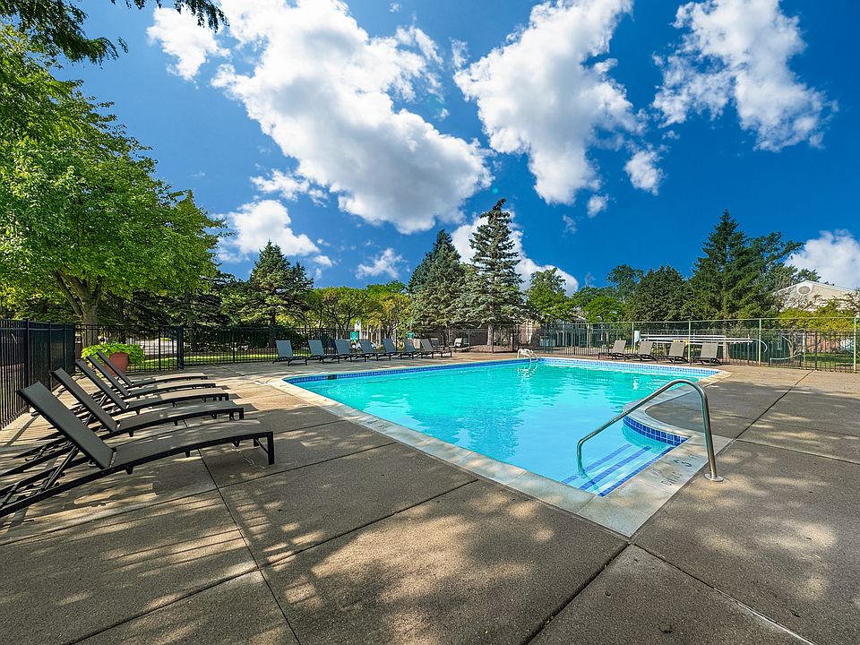 Sparkling pool at Park Lane Apartments in Southfield