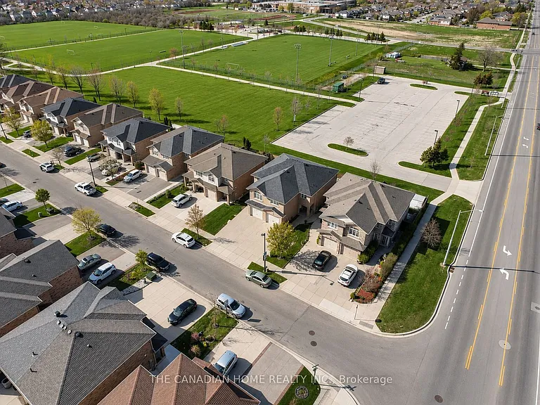 10 Jonathon Ct — Photo 30