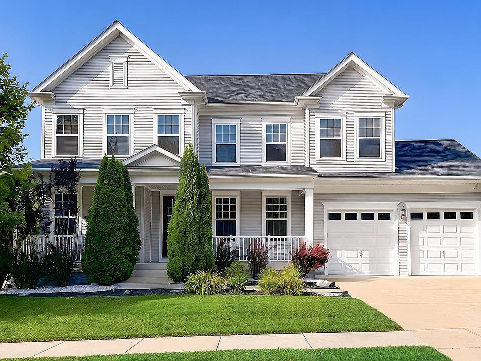 1st image of 43693 Wild Iris St