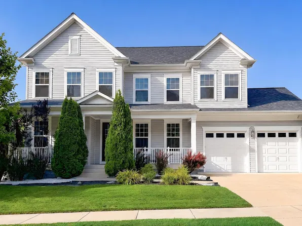 43693 Wild Iris St, California, MD 20619