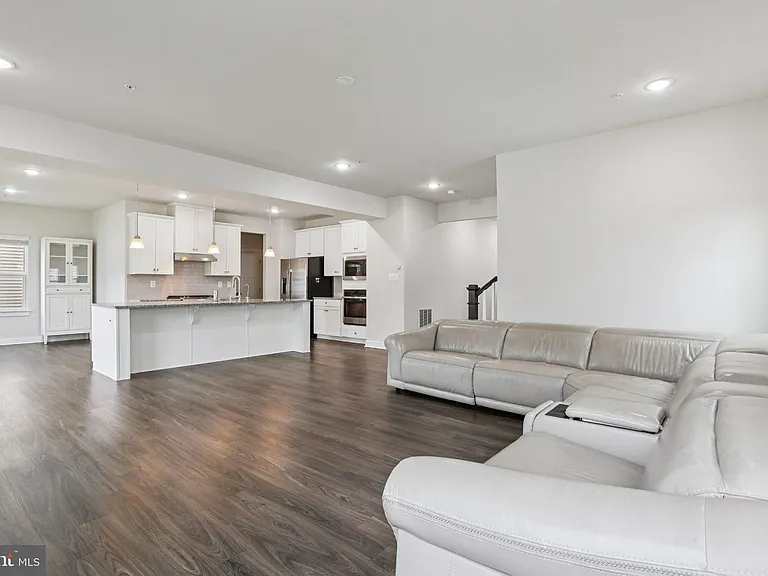 11002 Cornerstone Ln — Photo 9