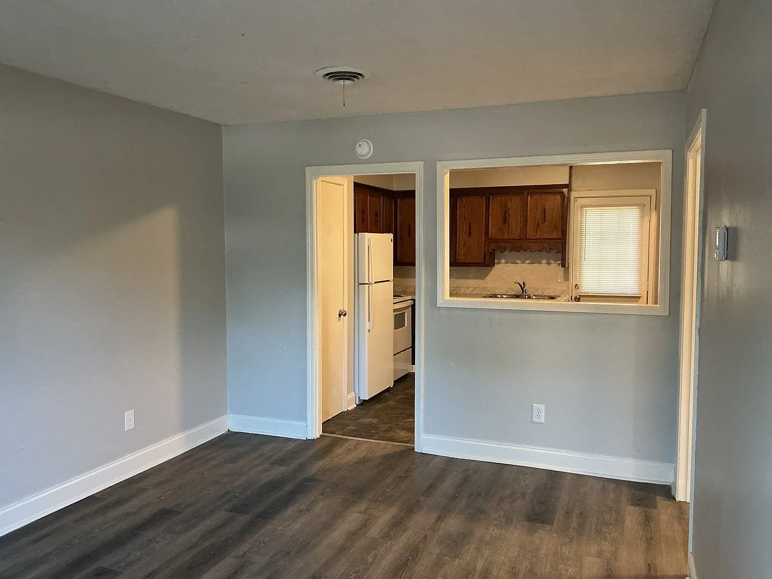 2 bed, 760 sqft, $975 — Photo 4