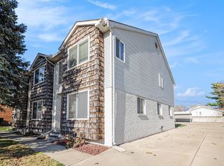 22229 E Eleven Mile Rd, Saint Clair Shores, MI 48081