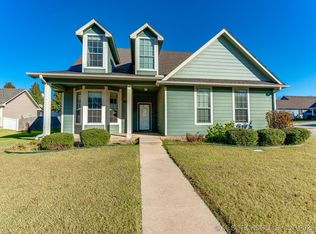 1100 Emily Ln, Ada, OK 74820