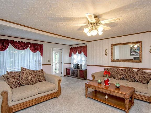 4th image of 3709 Ashland Ave