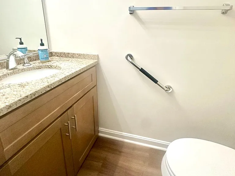14510 London Ln — Photo 3