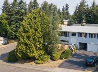 13704 SE 173rd Pl, Renton, WA 98058