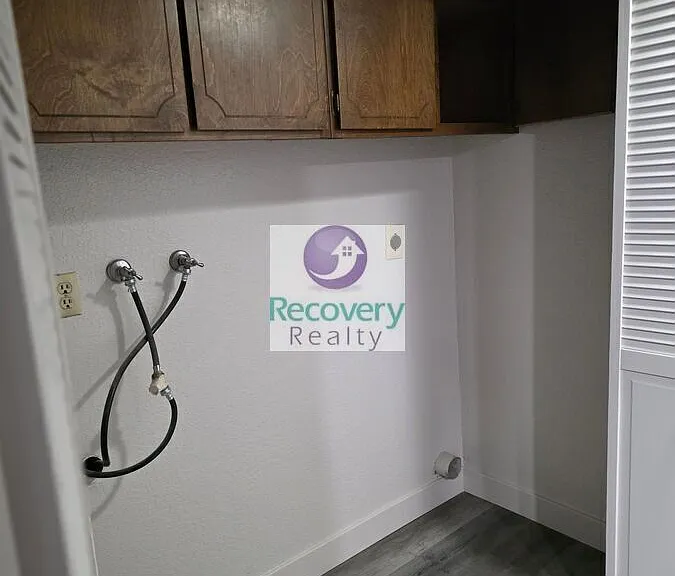 1184 Green Hill Dr — Photo 18