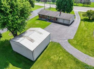 4945 N Highway 67, Florissant, MO