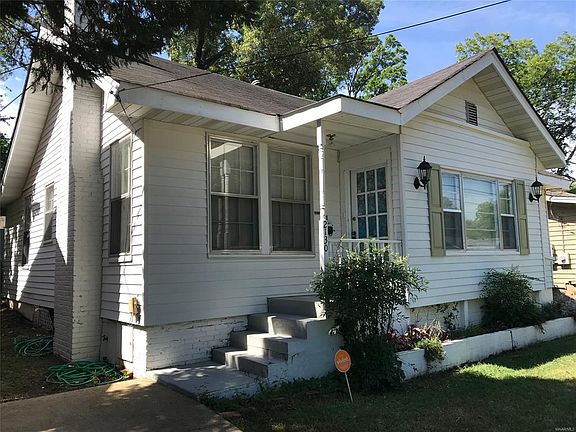 3rd image of 2130 Yancey Ave