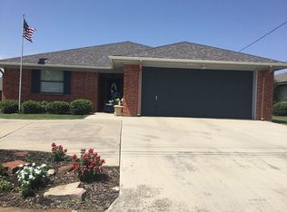 244 Half Moon Way, Runaway Bay, TX 76426