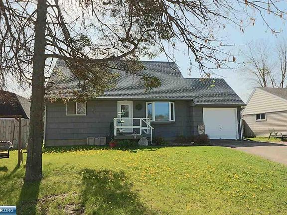 2nd image of 408 Hampshire Dr