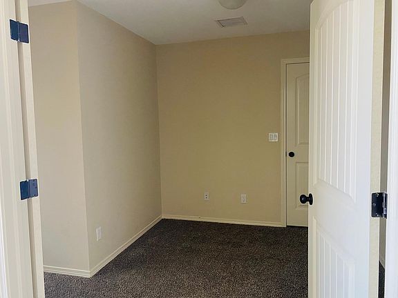 4th image of 4964 Rose Elise St