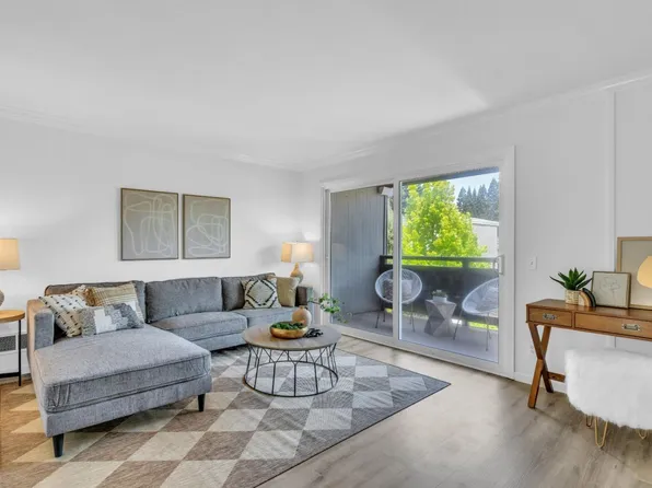 4024 Farm Hill Blvd APT 4, Redwood City, CA 94061