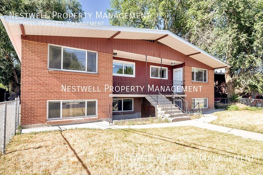 1st image of 104 W Angelo Ave