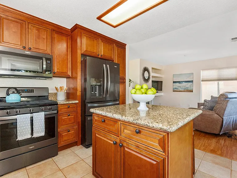 270 Brookview Ct — Photo 12