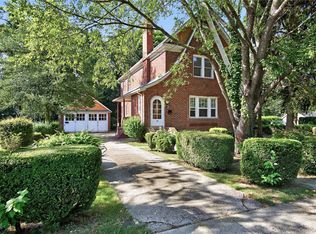 12 Bogart Ave, Port Washington, NY 11050