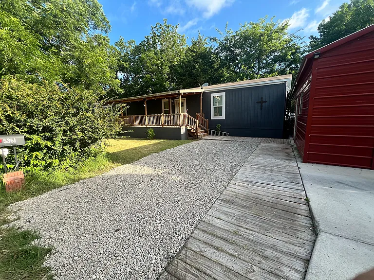 5361 County Road 930 — Photo 49