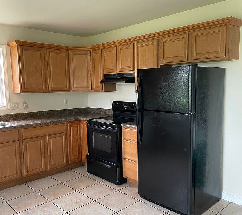 1st image of 111 Coppahaunk Ave