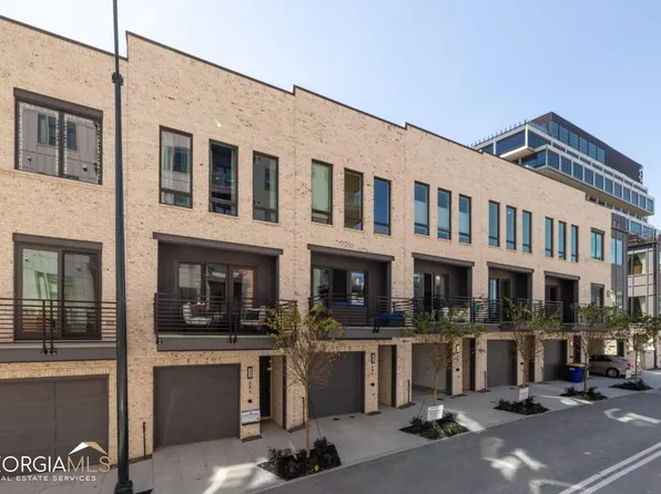 657 Vidalia Ln, Atlanta, GA 30318