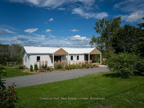 3rd image of 1108 Closson Rd