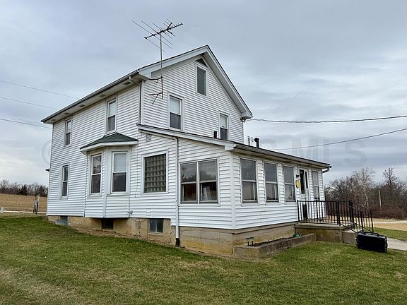 3rd image of 1082 Warvel Rd