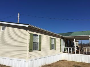 413 County Road 251, Thaxton, MS 38871