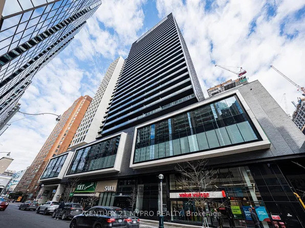 20 Edward St #2320, Toronto, ON M5G 0C5