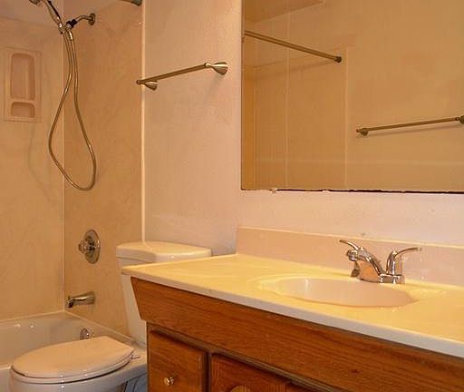 5th image of 4165 Tolowa St