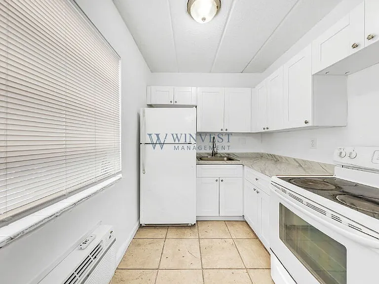 Presidential View Apartments — Photo 5