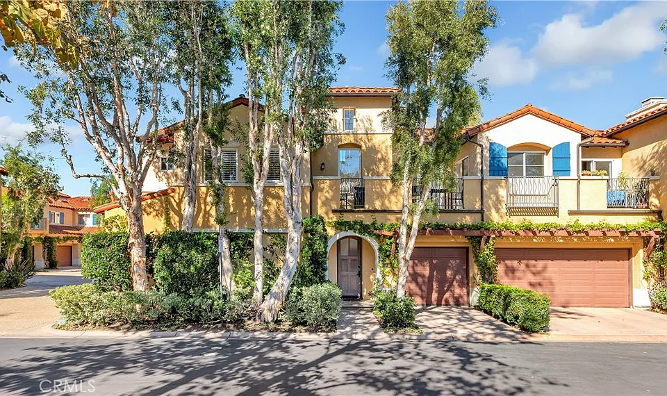 1 Savona Ct