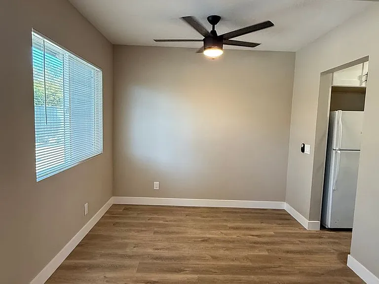 1527 W Stoneridge Ct — Photo 6