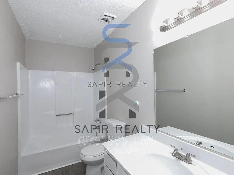 2719 Greystone Ct — Photo 10